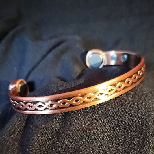 Twist Magnetic Copper Bracelet